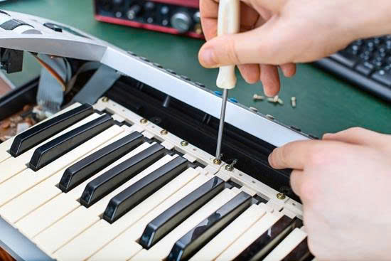 Sửa Chữa Đàn Piano Điện Tại Hàng Mã: Dịch Vụ Nhanh Chóng, Chất Lượng Uy Tín!